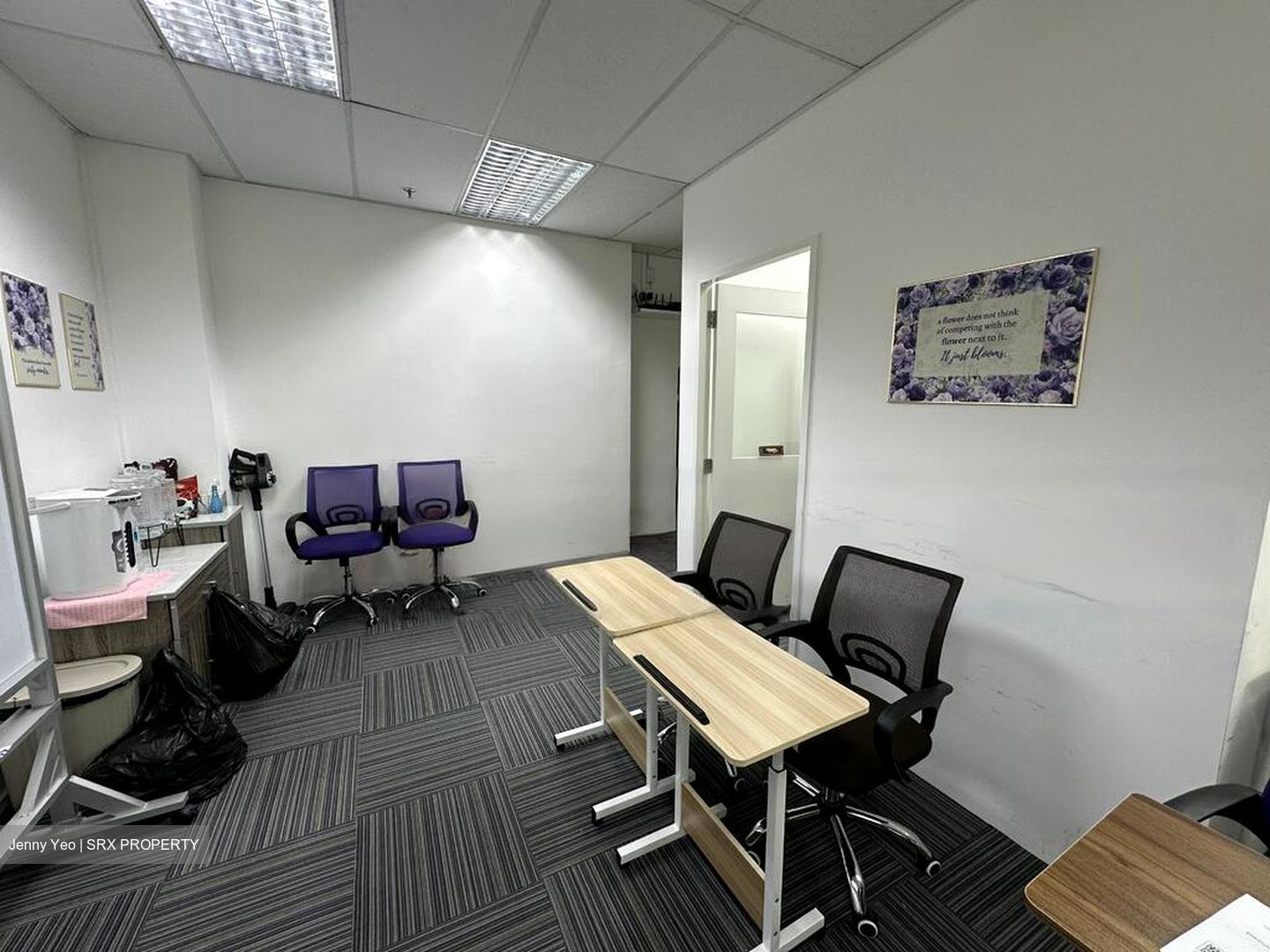 Burlington Square (D7), Office #453797431